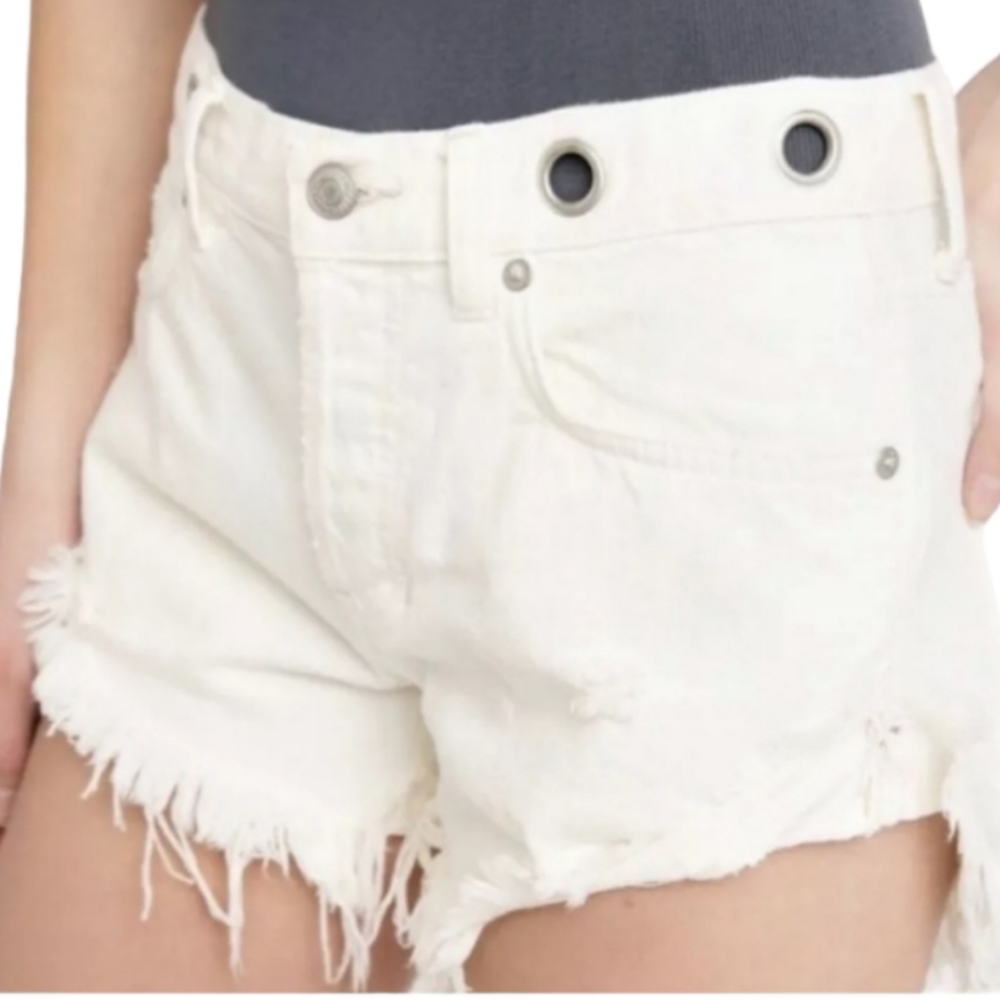 We the Free Distressed Grommet Denim Shorts Size 27